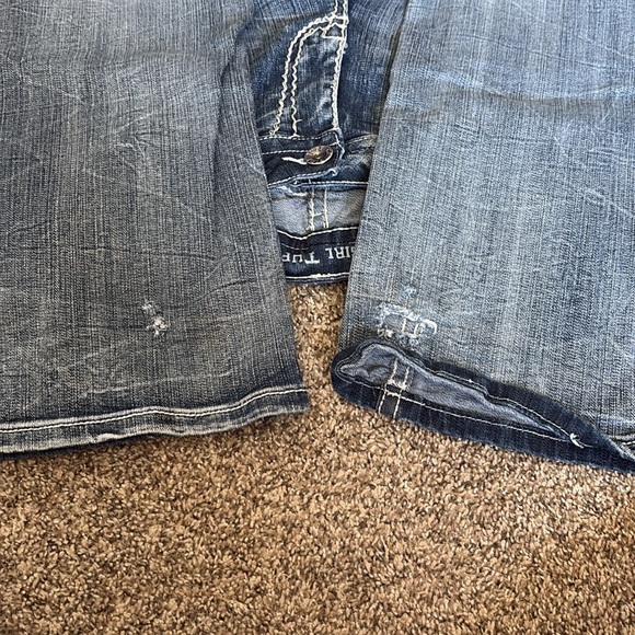 Cowgirl Tuff Crystal Waterfall Boot Cut Jeans - Picture 5 of 5